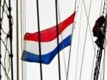Met Hr. Ms. Mahu naar Sail 2010 - slide 1