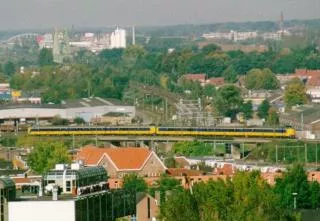 Dutch railway quantities 1.000.000 			passengers per workday